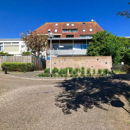 Reumann Apartments: De Schelp Apartment