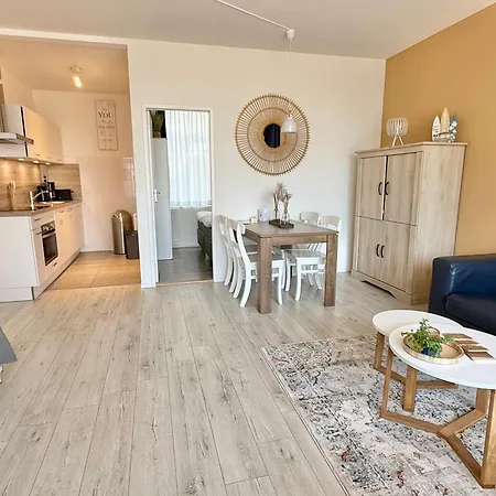 Διαμέρισμα Reumann De Schelp 5 *