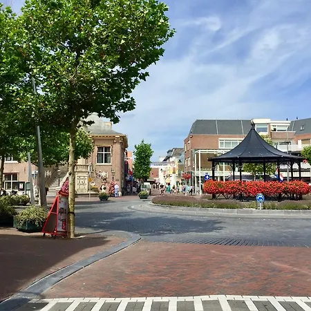 Reumann Apartments: De Schelp Daire